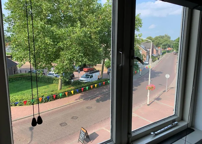 Velvique Szálloda *